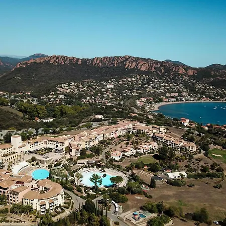 Résidence Le Village De Cap Esterel - Maeva - 4 Personnes - Sélection Mae-7964 Apartamento *