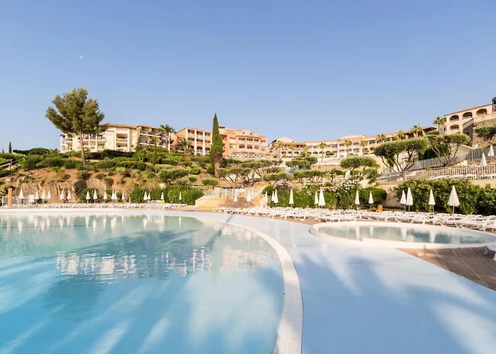 Résidence Le Village De Cap Esterel - Maeva - 4 Personnes - Sélection Mae-7964 * Saint-Raphaël